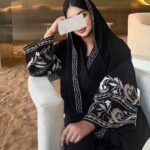 عباية سوداء مطرزة فاخرة من DUJE | Royal Embroidery Abaya | كريب سعودي | صناعة سعودية