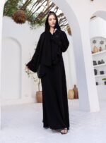 عباية سوداء مطرزة بالورود من DUJE | Floral Black Abaya | كريب سعودي فاخر | صناعة سعودية